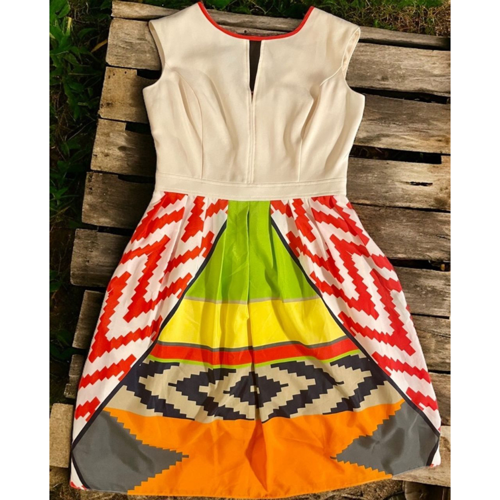Ellen Tracy Size 2 White Red Multi Ethnic Aztec colorful print A-line Dress